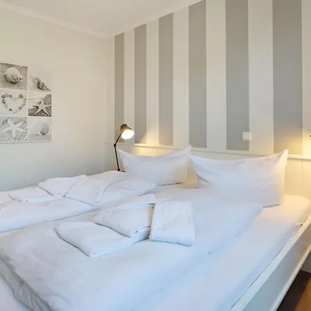 Blickfang Haus Senhuk Apartment List auf Sylt